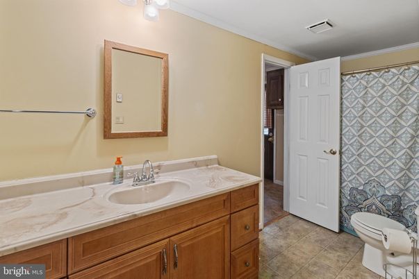 Bathroom, Interior