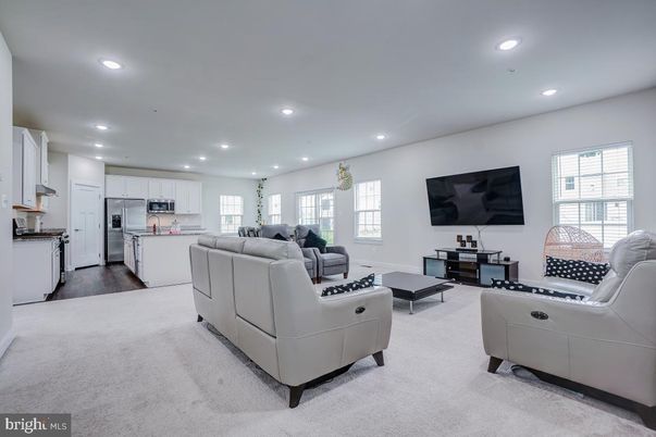 Interior, Kitchen, Living room, Recessed Lighting, Wood Texture Flooring