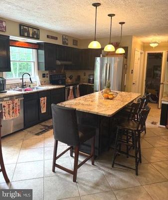 Interior, Kitchen, Pendant Lights, Stainless Steel Appliances