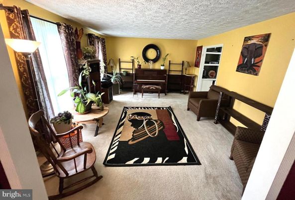 Interior, Living room, Piano