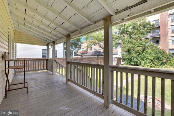Exterior, Wood Texture Flooring