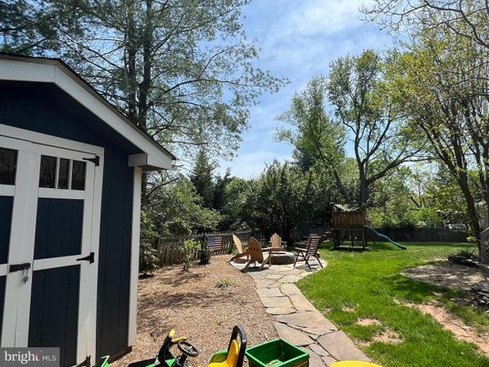 Backyard, Exterior, Playground