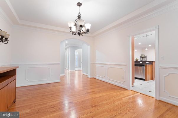 Chandelier, Empty room, Interior, Recessed Lighting, Wood Texture Flooring
