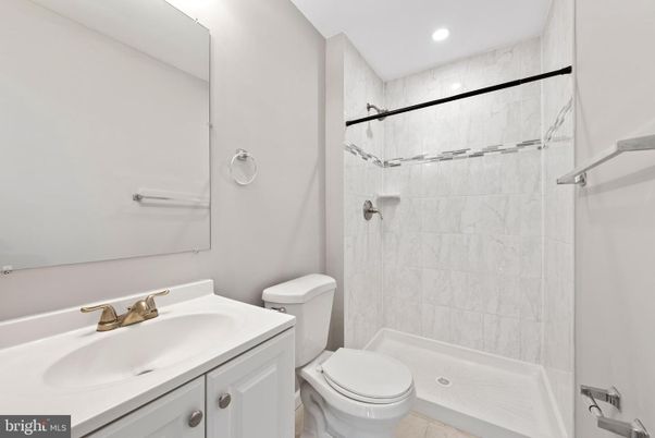 Bathroom, Interior, Marble Walls, Recessed Lighting
