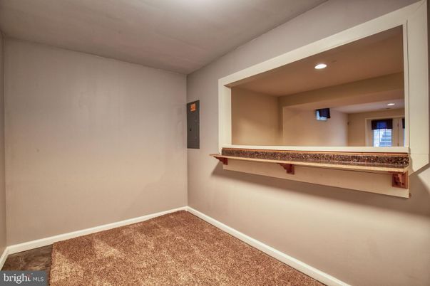 Elevator, Empty room, Interior, Recessed Lighting