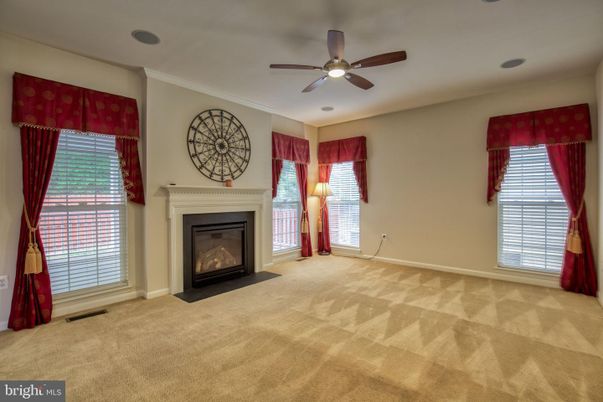 Empty room, Fireplace, Interior
