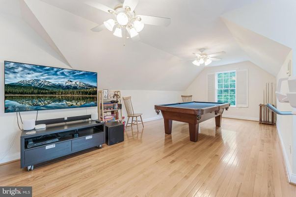 Billiard Table, Game Room, Interior, Wood Texture Flooring