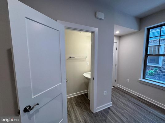 Bathroom, Interior, Recessed Lighting, Wood Texture Flooring