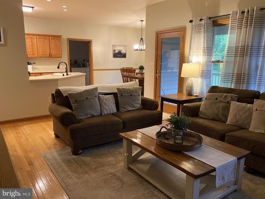 Dining room, Interior, Kitchen, Living room, Pendant Lights, Recessed Lighting, Wood Texture Flooring