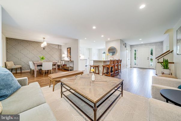 Dining room, Interior, Kitchen, Living room, Pendant Lights, Recessed Lighting, Wood Texture Flooring