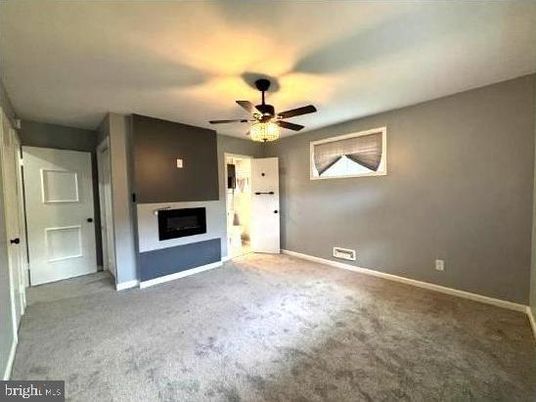 Empty room, Fireplace, Interior
