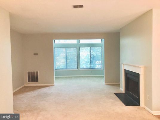 Empty room, Fireplace, Interior