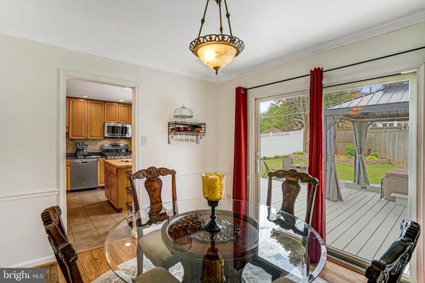 Dining room, Interior, Kitchen, Pendant Lights, Wood Texture Flooring