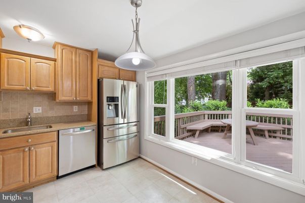 Interior, Kitchen, Pendant Lights, Stainless Steel Appliances