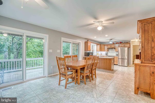 Dining room, Interior, Kitchen, Recessed Lighting