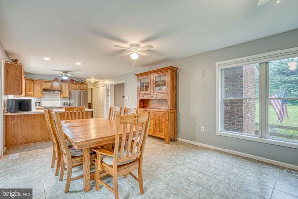 Dining room, Interior, Kitchen, Recessed Lighting