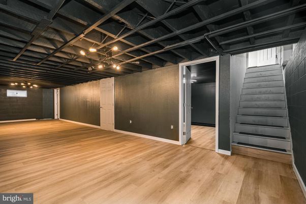 Empty room, Interior, Wood Texture Flooring, Wooden Walls