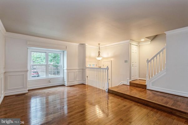 Empty room, Interior, Pendant Lights, Recessed Lighting, Wood Texture Flooring