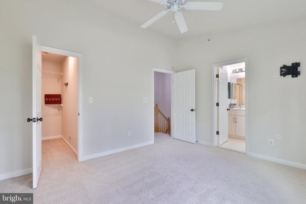 Bathroom, Empty room, Interior