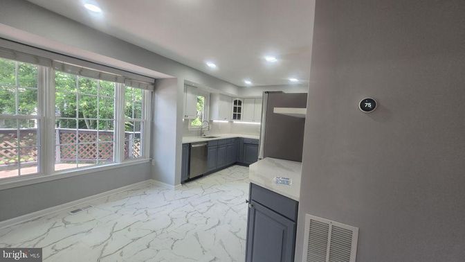 Interior, Kitchen, Marble, Recessed Lighting