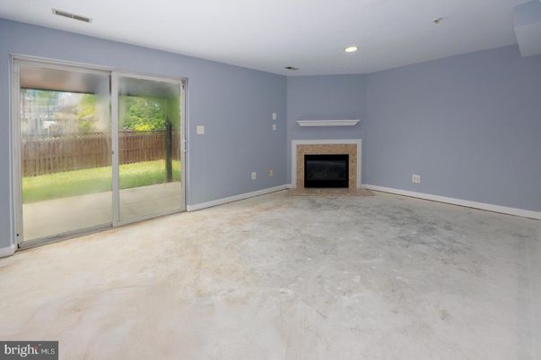 Empty room, Fireplace, Interior, Recessed Lighting