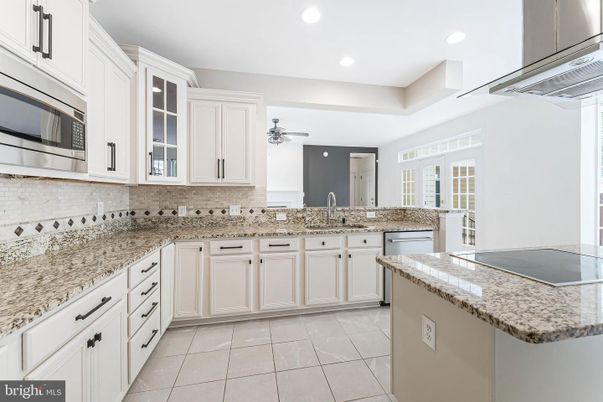 Interior, Kitchen, Recessed Lighting