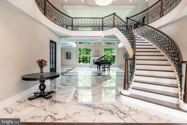 Interior, Marble, Piano, Recessed Lighting