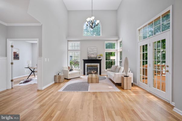 Chandelier, Fireplace, Interior, Living room, Pendant Lights, Wood Texture Flooring