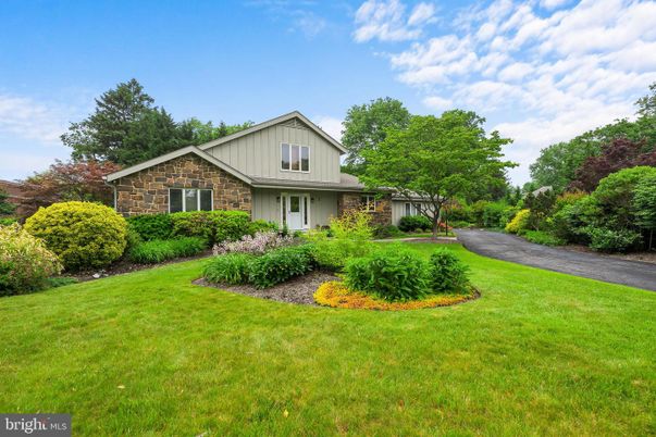 Backyard, Exterior, Facade, Brick Facade, Farmhouse
