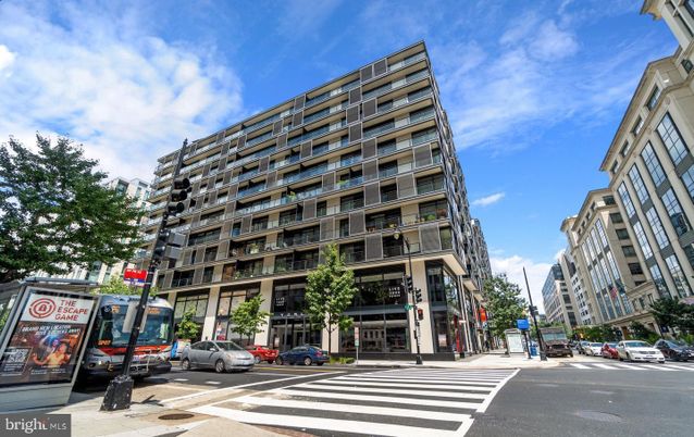 Exterior, Facade, Condo Building