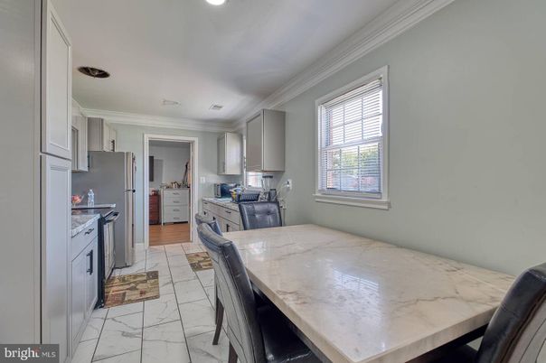 Dining room, Interior, Kitchen, Marble, Recessed Lighting