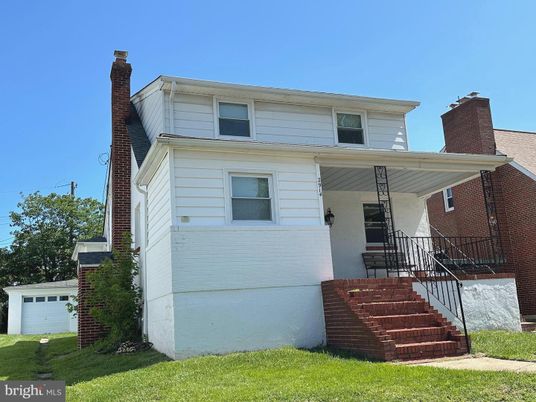Detached Garage, Exterior