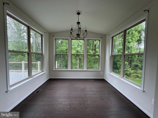 Chandelier, Empty room, Interior, Sun Room, Wood Texture Flooring