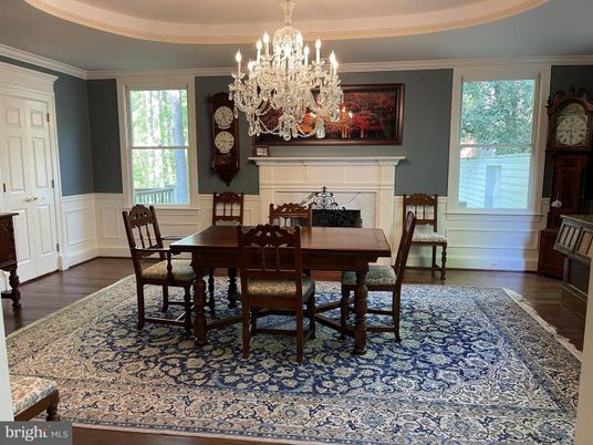 Chandelier, Dining room, Fireplace, Interior, Wood Texture Flooring