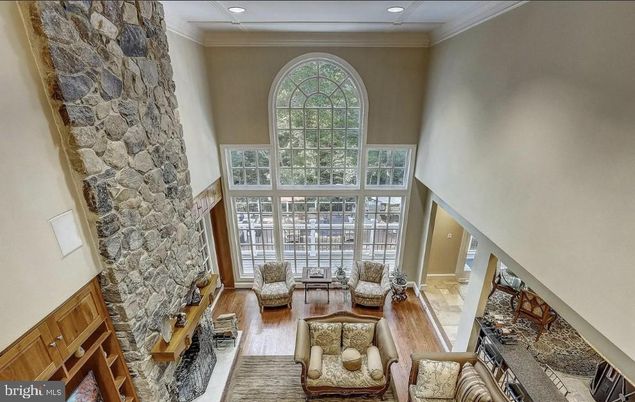 Interior, Living room, Recessed Lighting, Stone Walls, Wood Texture Flooring