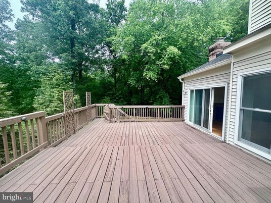Exterior, Wood Texture Flooring
