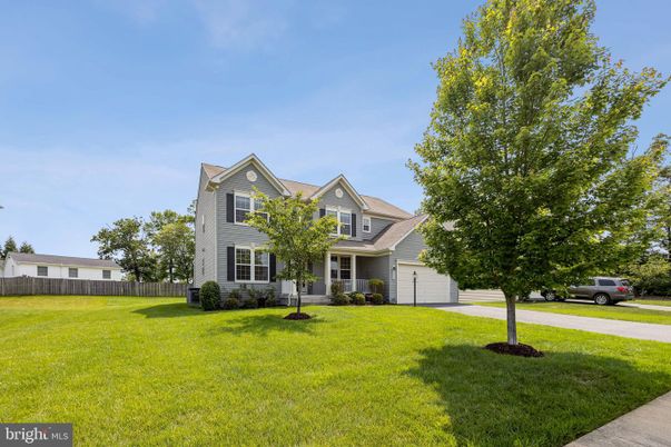 Attached, Backyard, Exterior, Facade, Cape Cod