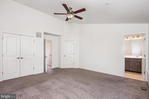 Bathroom, Empty room, Interior