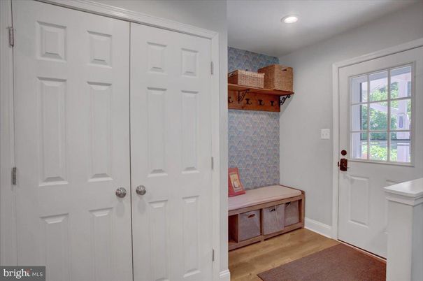 Bathroom, Interior, Recessed Lighting, Wood Texture Flooring