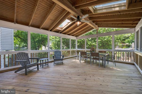 Dining room, Interior, Sun Room, Wooden Beams, Wooden Ceilings, Wood Texture Flooring