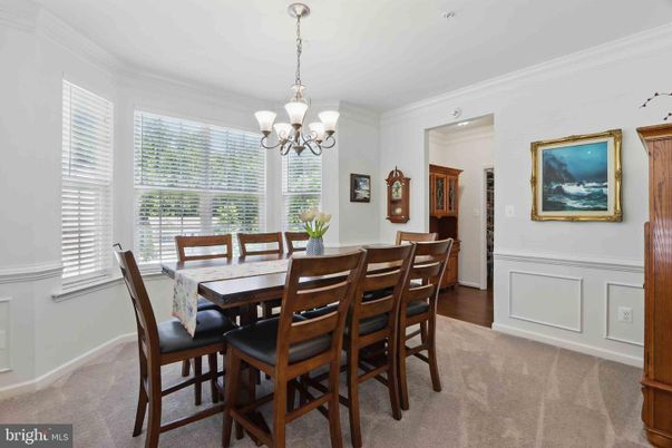 Chandelier, Dining room, Interior