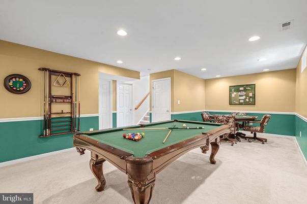 Billiard Table, Game Room, Interior, Recessed Lighting