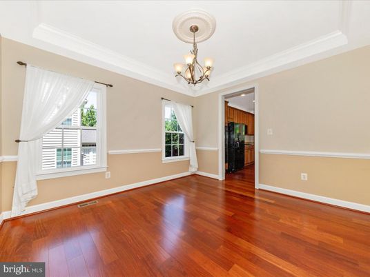 Chandelier, Empty room, Interior, Wood Texture Flooring