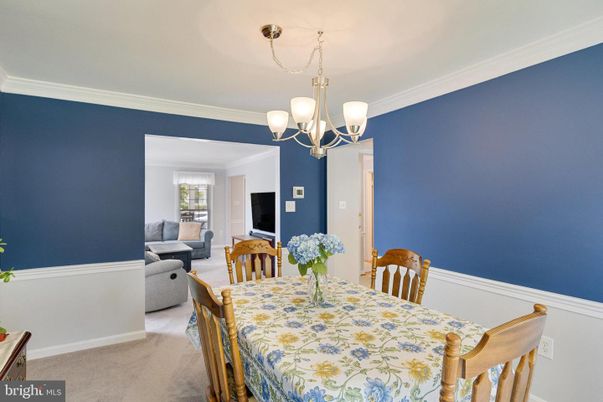 Chandelier, Dining room, Interior