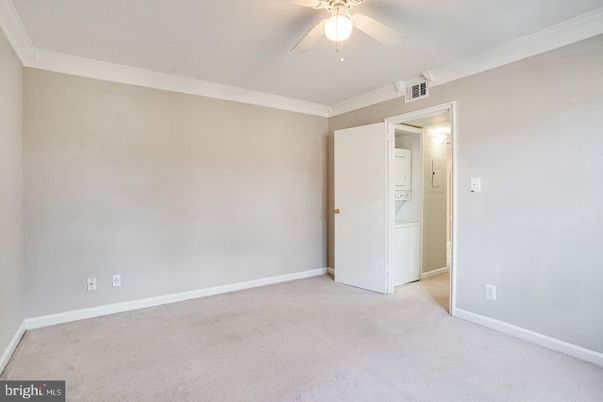 Empty room, Interior, Washer