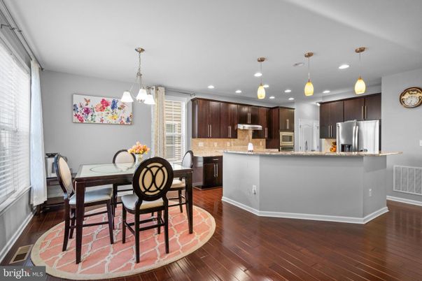 Dining room, Interior, Kitchen, Pendant Lights, Recessed Lighting, Wood Texture Flooring