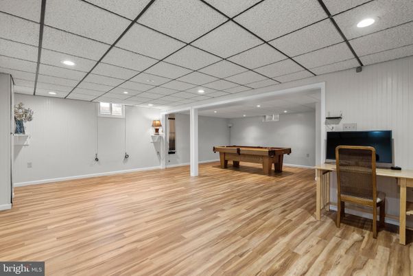 Billiard Table, Game Room, Interior, Recessed Lighting, Wood Texture Flooring