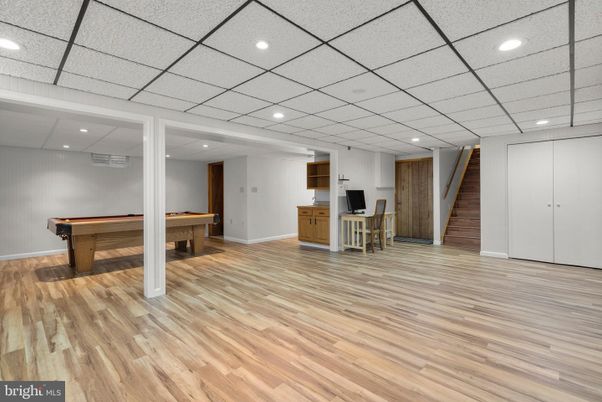 Billiard Table, Game Room, Interior, Recessed Lighting, Wood Texture Flooring