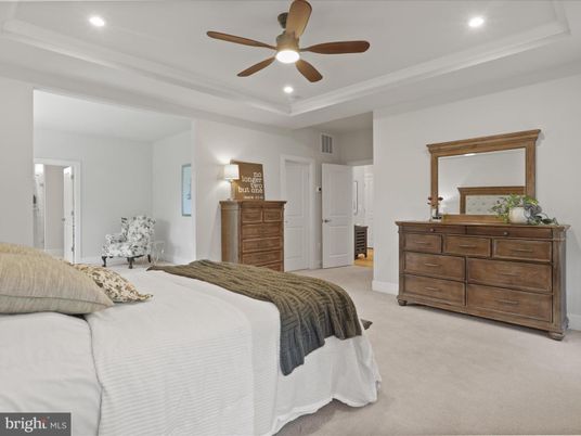 Bedroom, Interior, Recessed Lighting