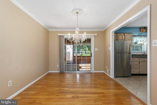 Chandelier, Empty room, Interior, Kitchen, Wood Texture Flooring